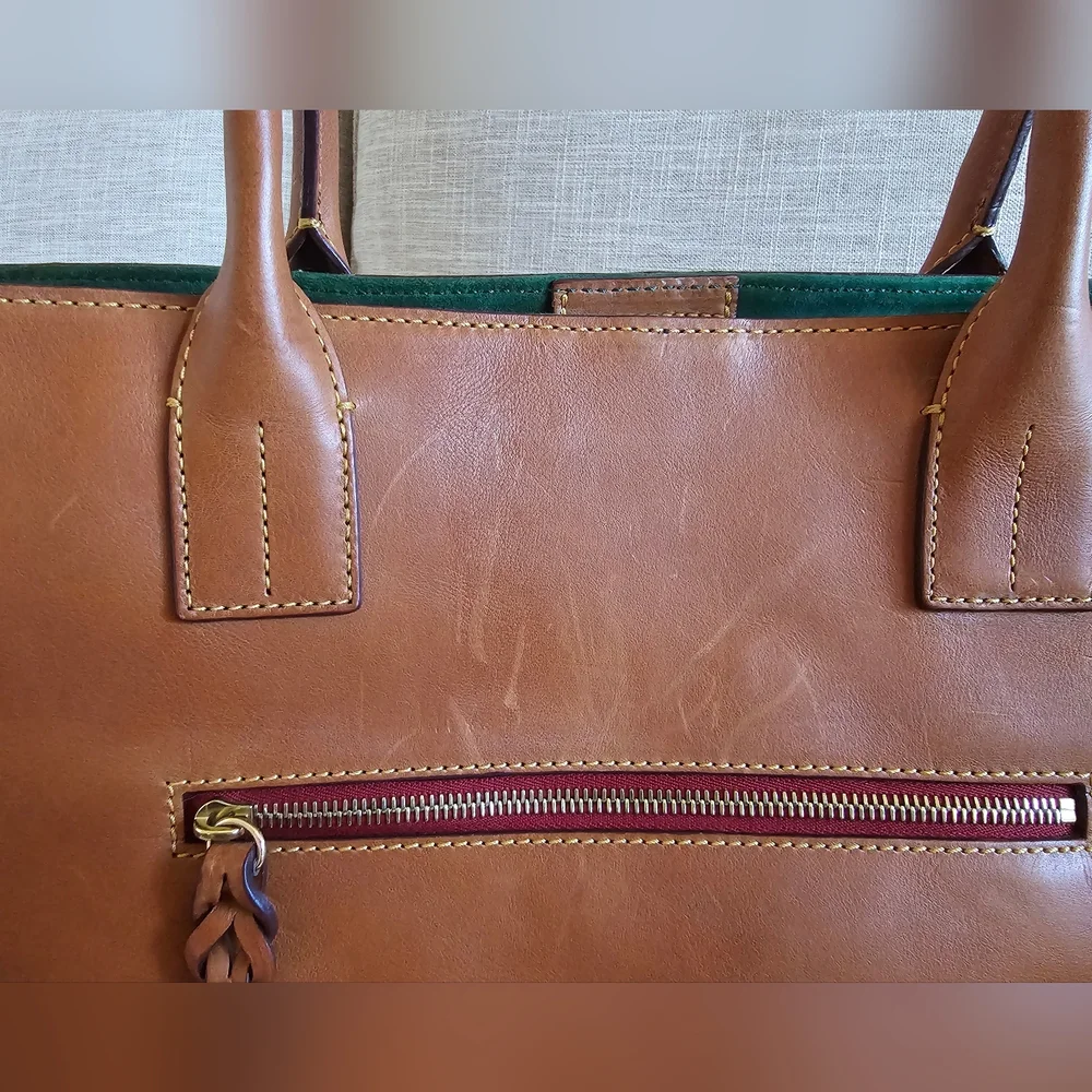 Dooney & Bourke Small Russel Bag, Florentine Leather. - Picture 5 of 14